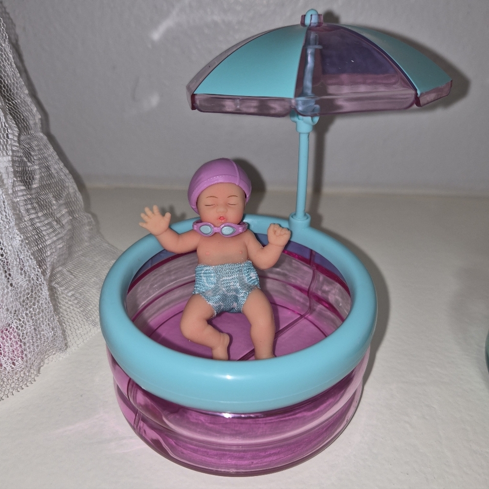 Zuru Mini Baby Pink And Teal Pool